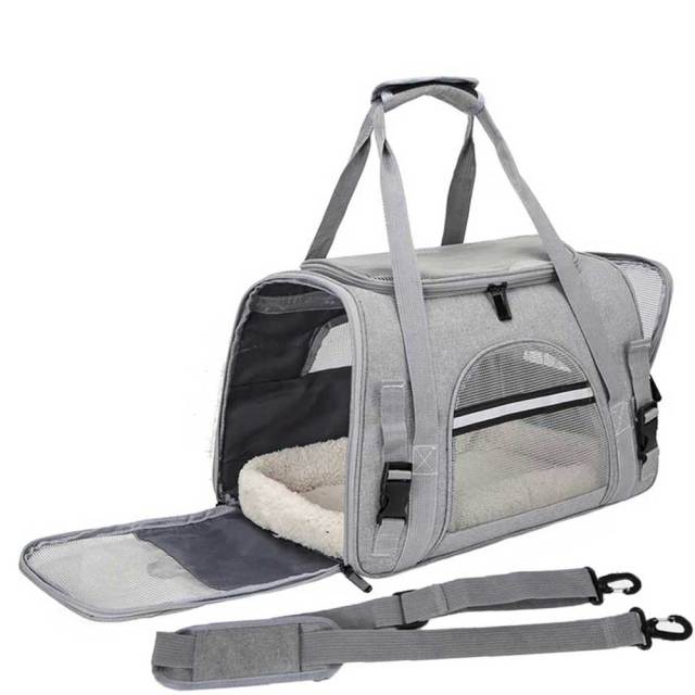 Pet Carrier Bag – Soft, Lightweight, and Washable for Cats & Small Dogs