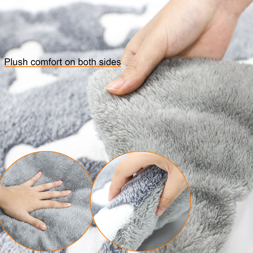 Self-Warming Pet Bed Mat – Washable Reversible Crate Pad for Cats & Dogs